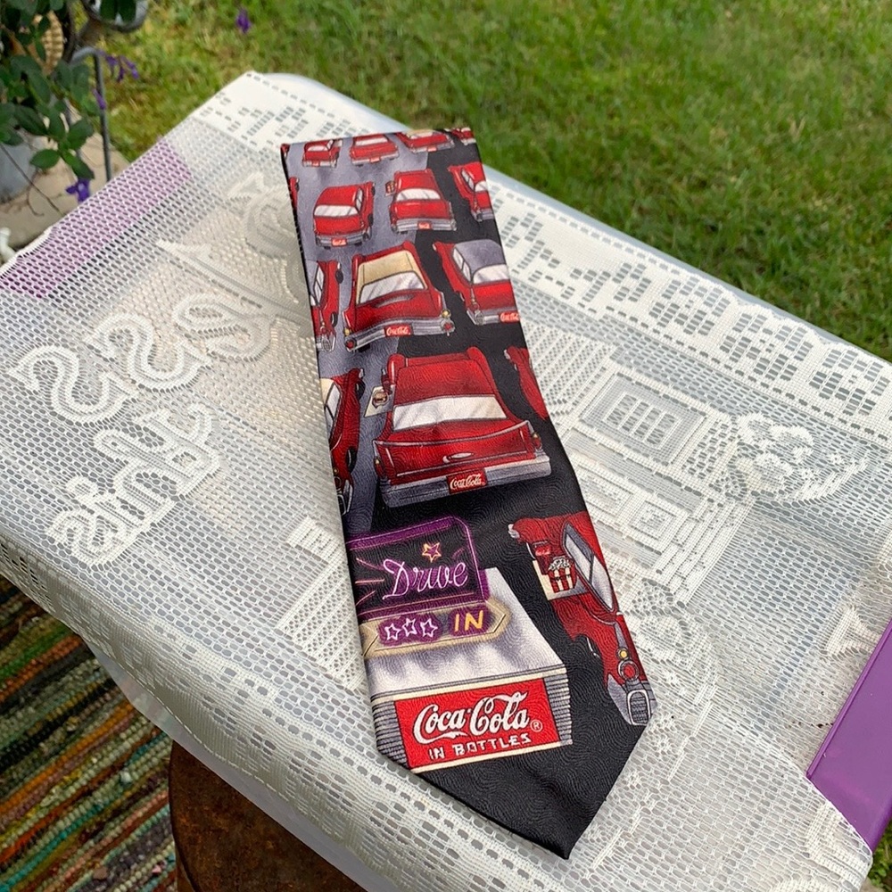 Coca Cola Brand Tie Pre owned